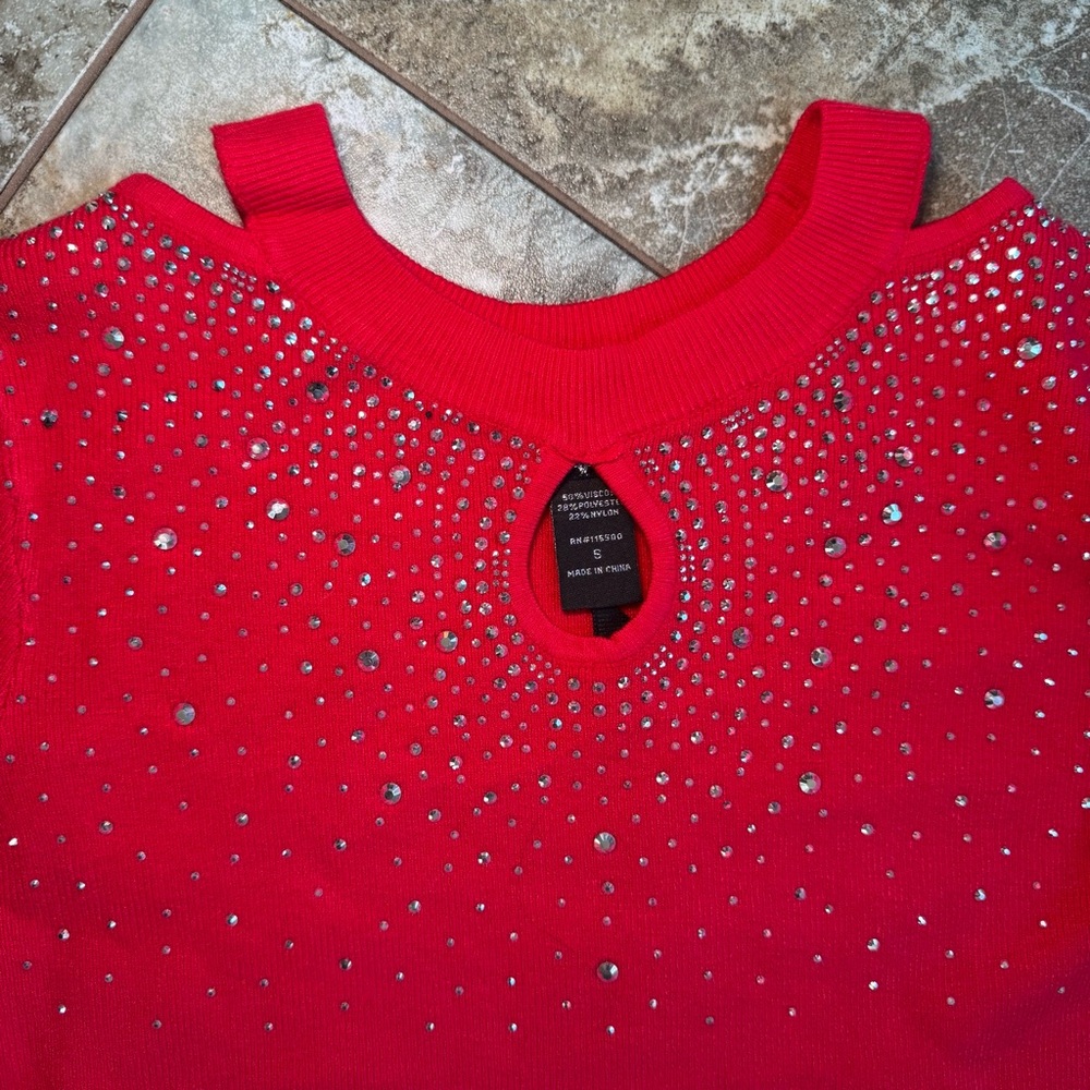 Embellished Rhinestone Top ✨ - Picture 2 of 7